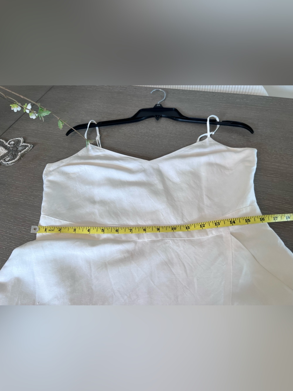 Banana Republic White linen blend Dress with Black Logo Tag - Picture 9 of 15